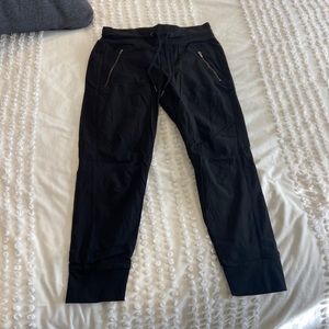 Athleta Trekkie Joggers 0P, like new